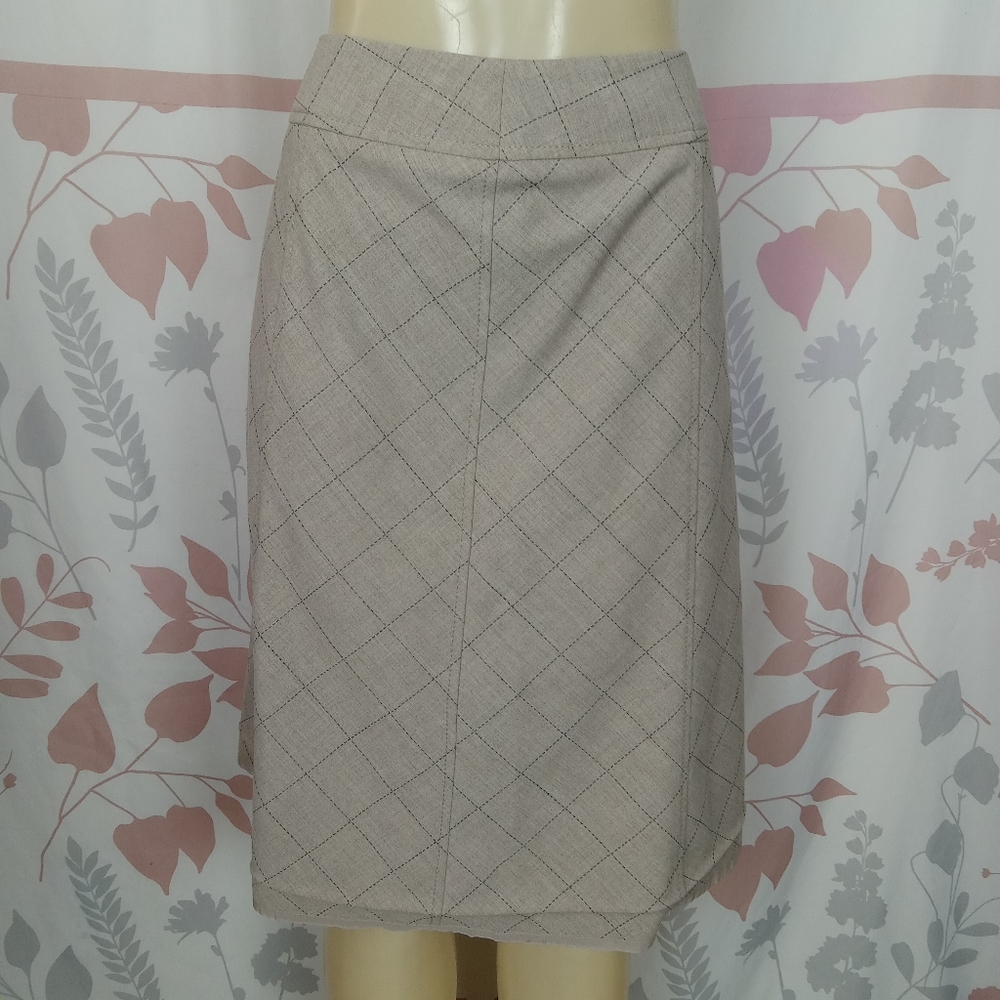 i.e petite plaid linen long loose bottom size 6P